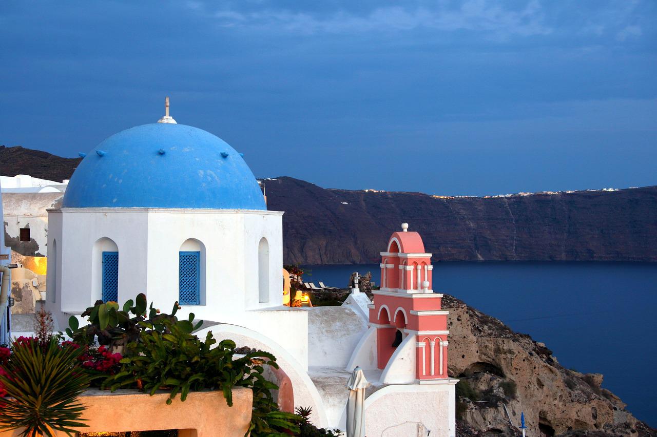 14 Best Islands to Visit In Cyclades Greece