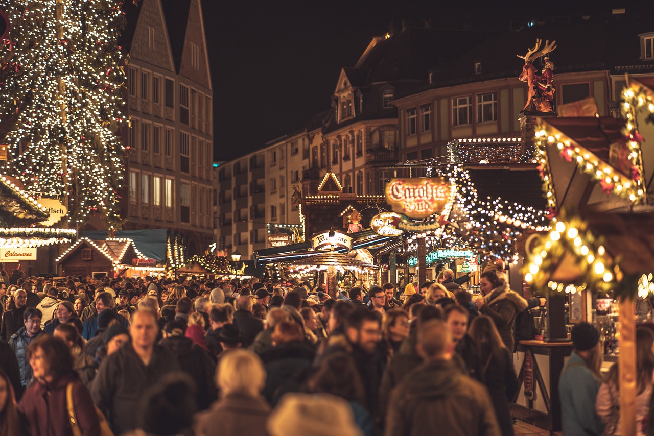 christmas market, christmas, frankfurt-4705877.jpg