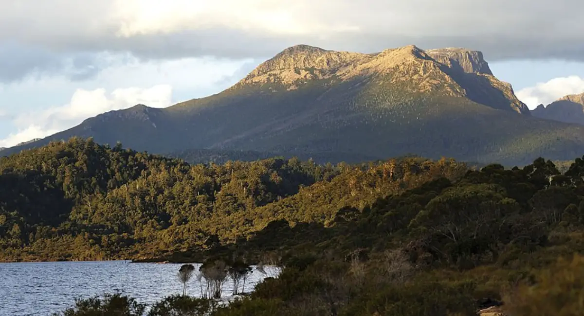 Tasmania Wilderness Exploration